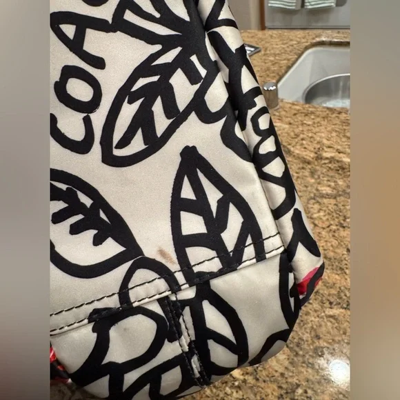 Coach Handbag - Poppy Daisy Floral Graffiti - Picture 2 of 6